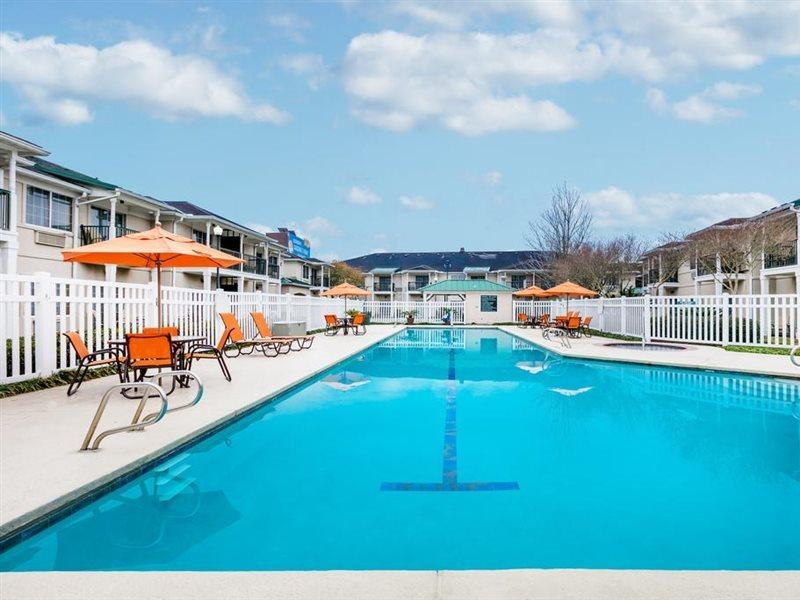 Richmond Inn And Suites Baton Rouge College Drive מראה חיצוני תמונה
