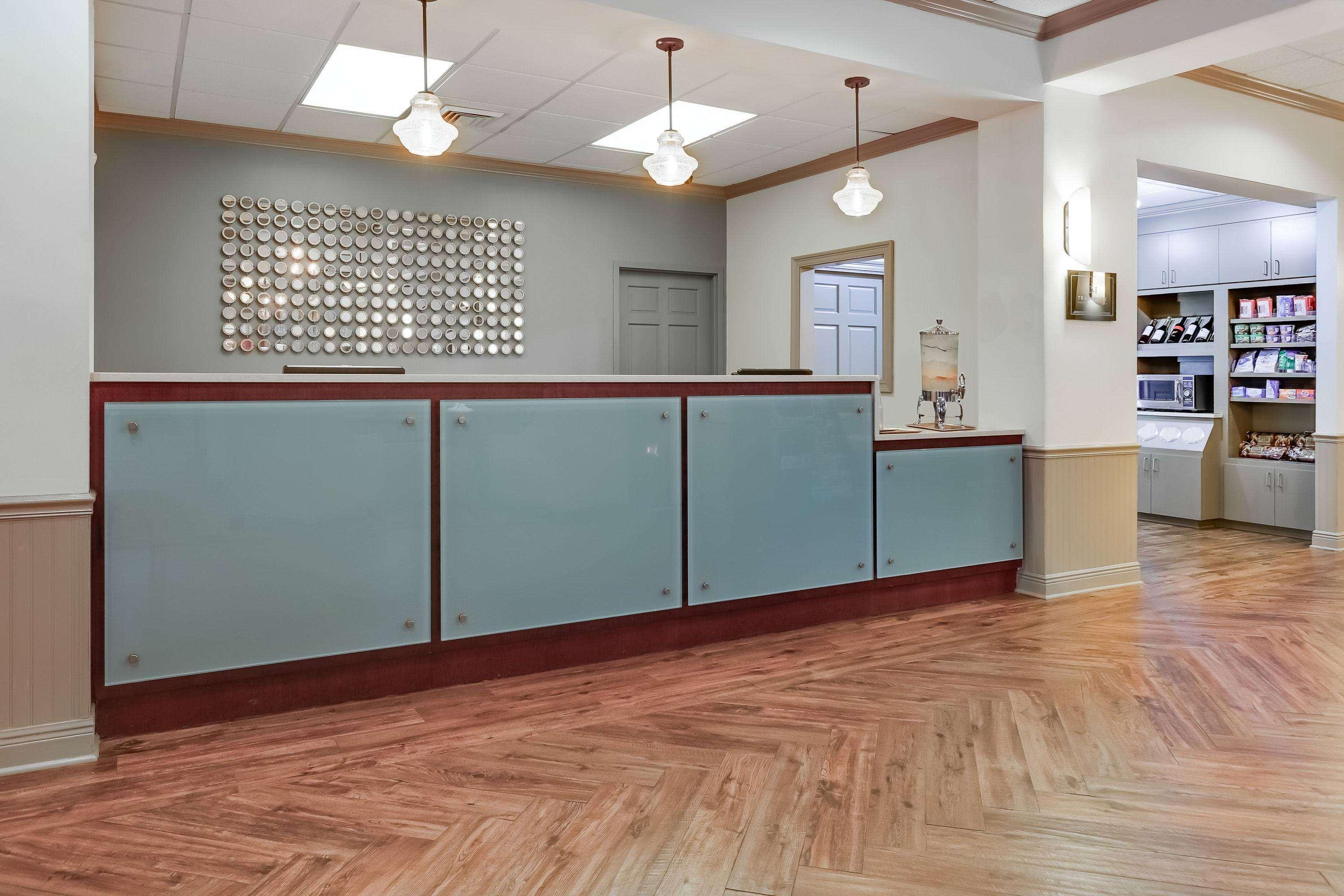 Richmond Inn And Suites Baton Rouge College Drive מראה חיצוני תמונה